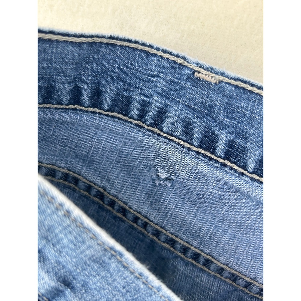 Old Navy Mens Denim Shorts Size 38 Medium Wash Blue 100% Cotton Casual Relaxed - Picture 6 of 16
